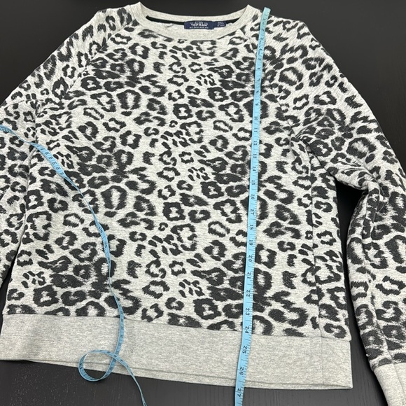 Grey leopard print TOPMAN sweater - Picture 3 of 4